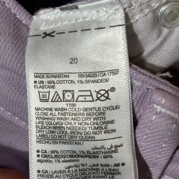 NWT Old Navy High Waisted Loose Jeans - Picture 9 of 9